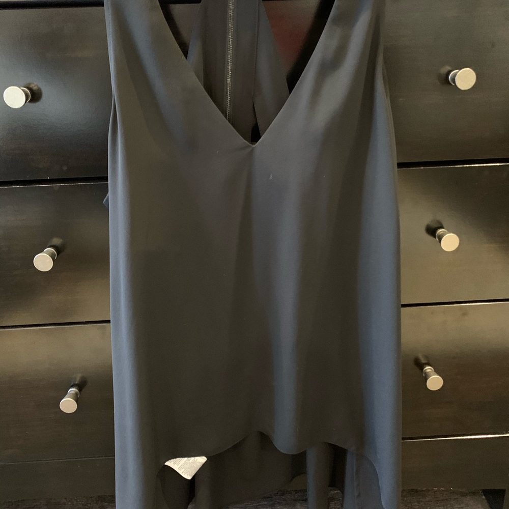 Never been worn * high-low BCBG open back tank